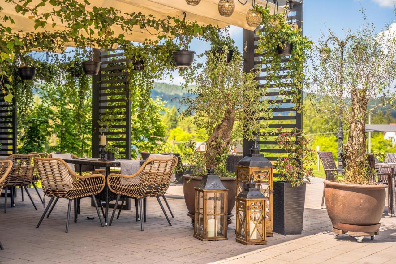 فندق Srebrny Bucznik Wellness & Restaurant ايستينبا المظهر الخارجي الصورة