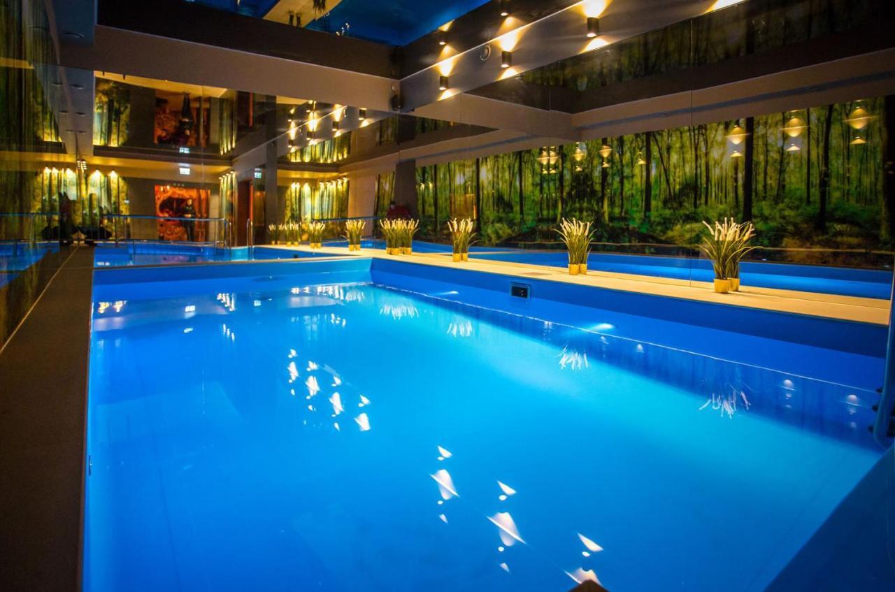 فندق Srebrny Bucznik Wellness & Restaurant ايستينبا المظهر الخارجي الصورة